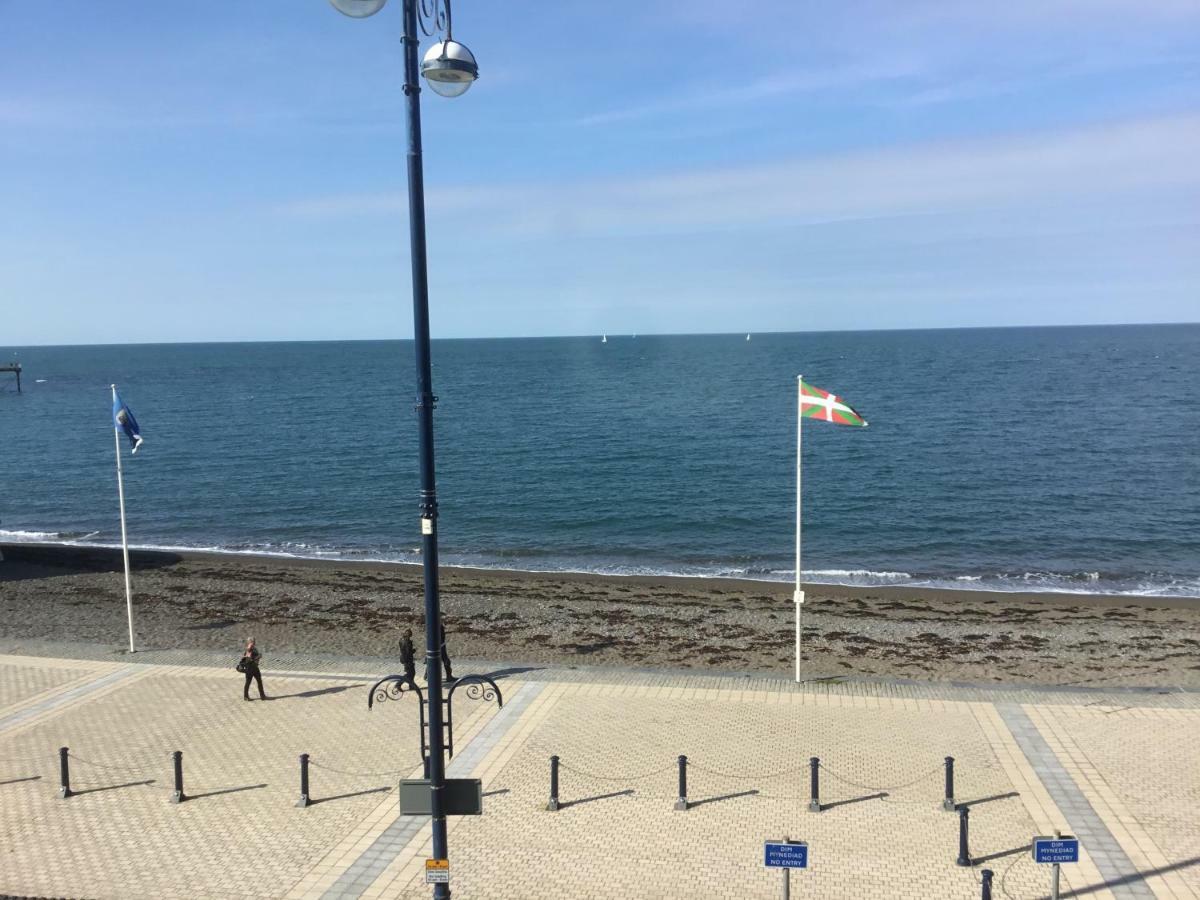 Helmsman Guesthouse Aberystwyth Dış mekan fotoğraf